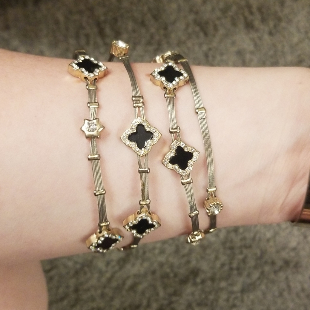 Bangles bracelets
